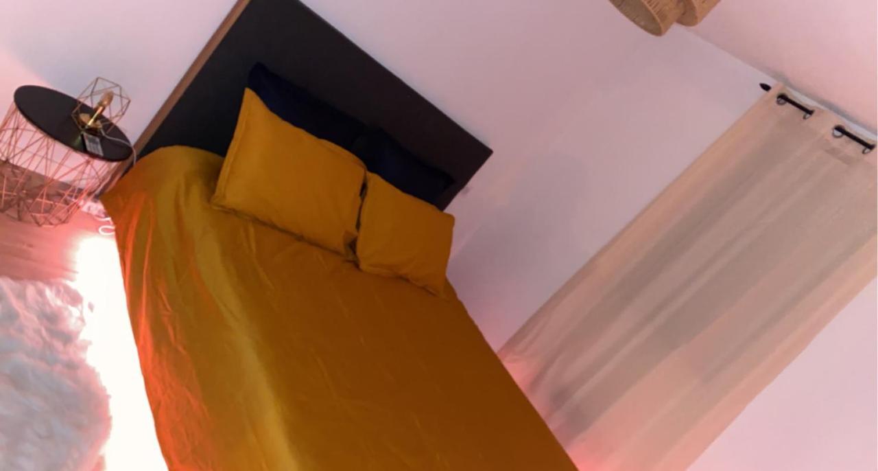 Sublime Appartement Avec Balneo Toulouse Exterior photo